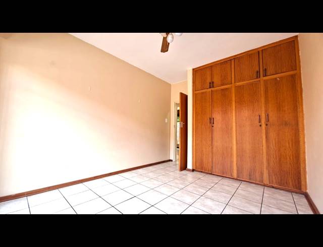 3 BEDROOM APARTMENT TO LET IN BAILLIE PARK